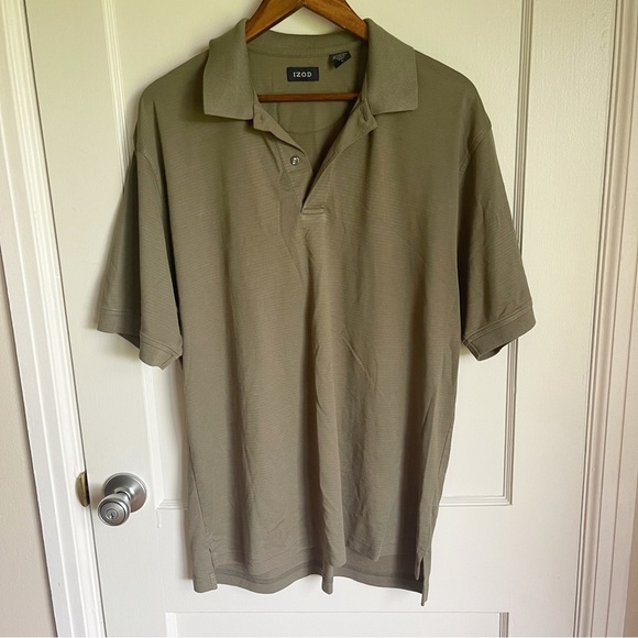 Izod Other - IZOD Olive Green Men’s Collared Polo Shirt